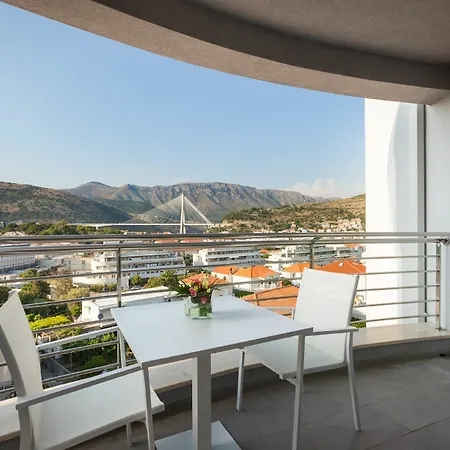 Solitudo Sunset Apartment